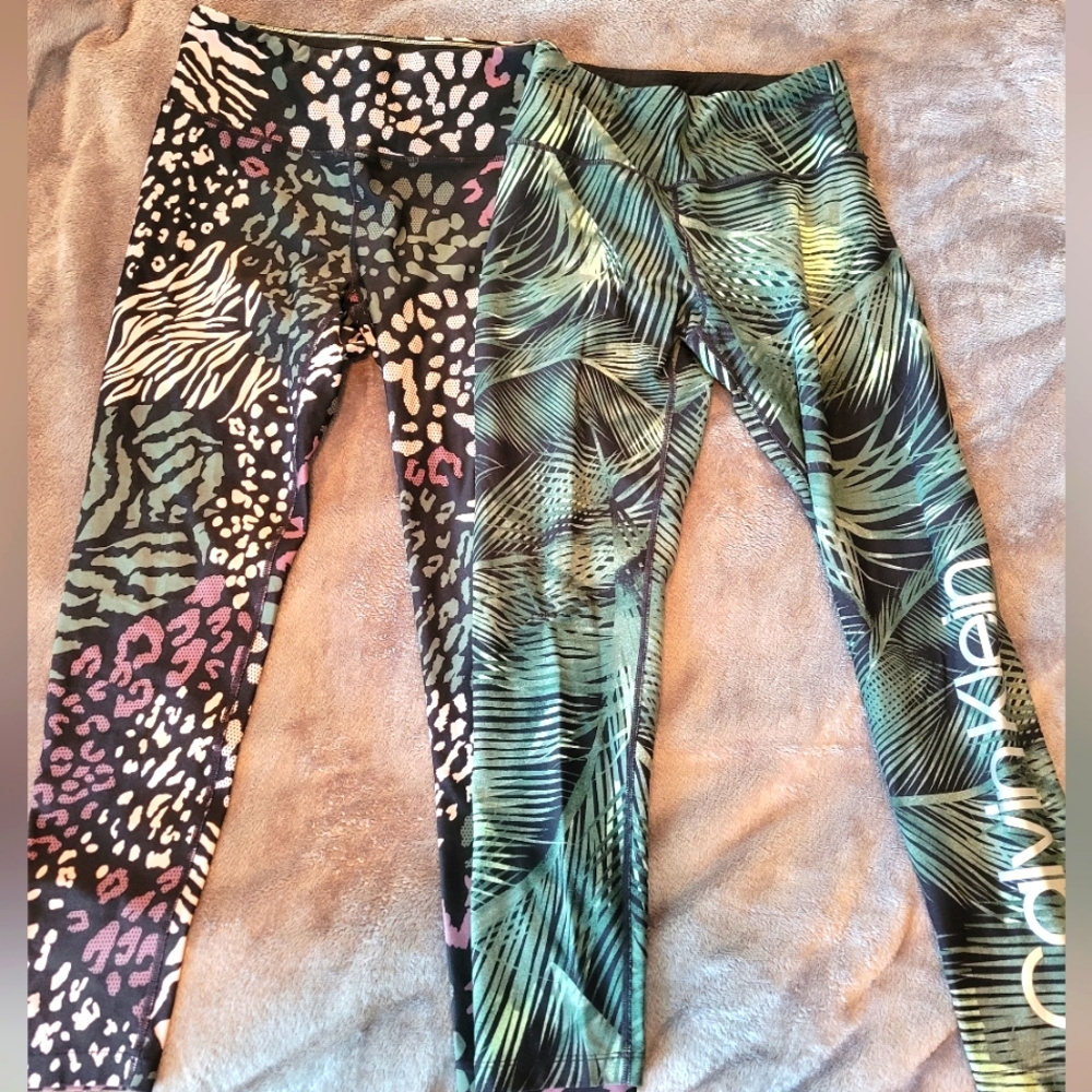 Calvin Klein Performance x2! Size small, capri length, excellent condition.